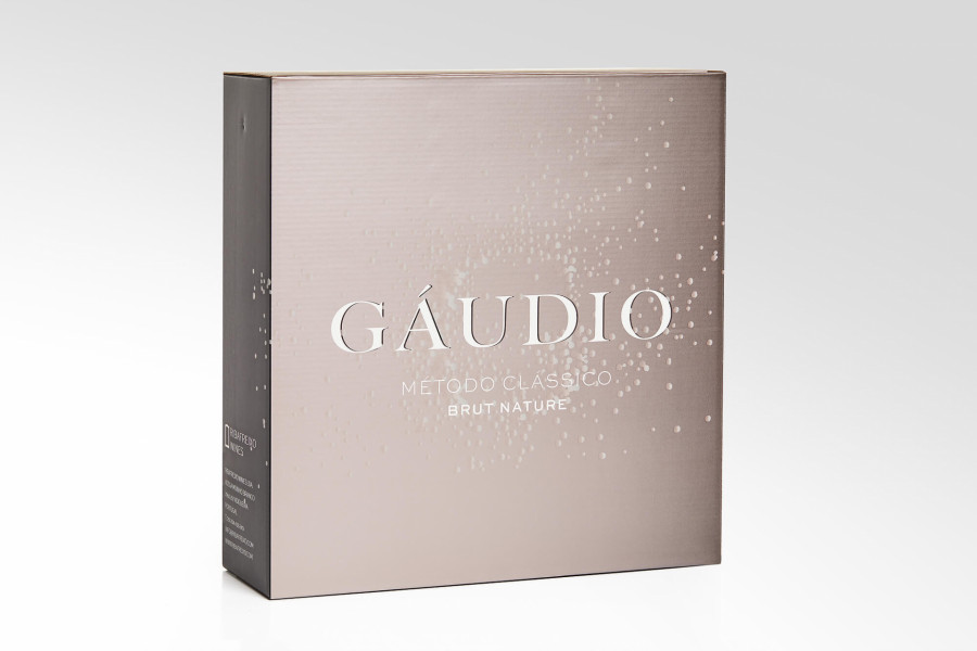 Caja para tres botellas de vino espumoso Image